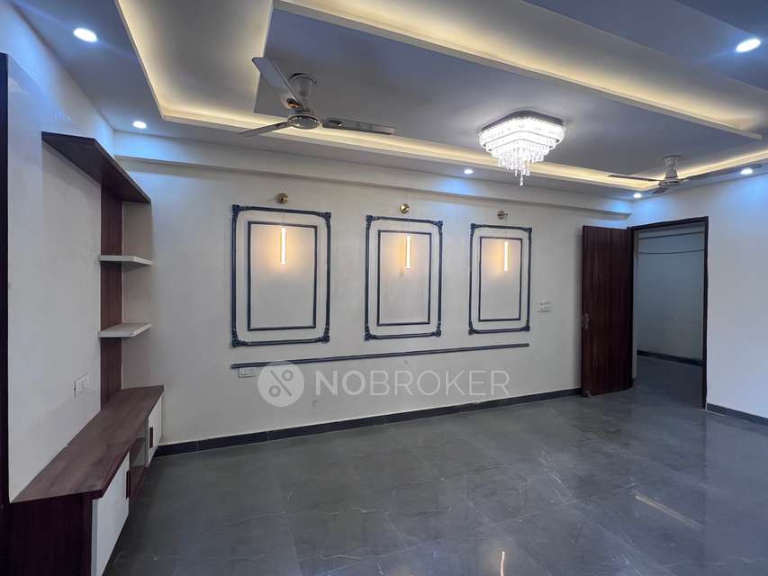 3 BHK Flat In Wardenia Society  For Sale  In Sector 1