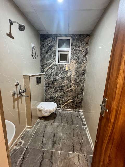 3 BHK Flat In Wardenia Society  For Sale  In Sector 1