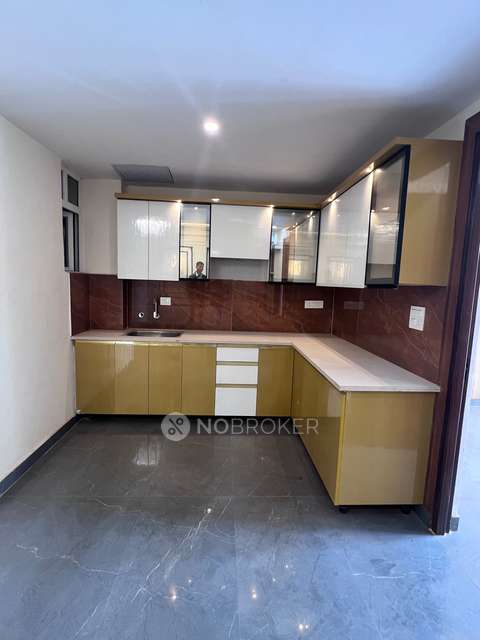 3 BHK Flat In Wardenia Society  For Sale  In Sector 1