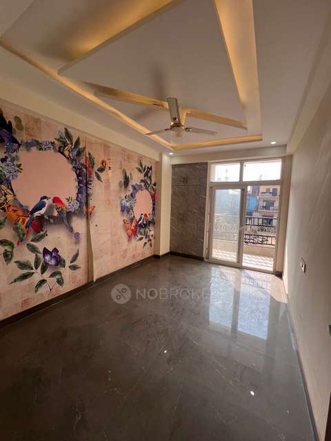 3 BHK Flat In Wardenia Society  For Sale  In Sector 1