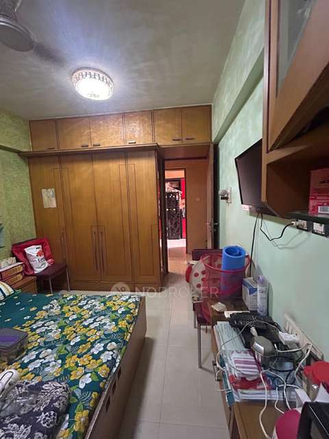 2 BHK Flat In Riddhi Tower for Rent  In Malad East, Mumbai