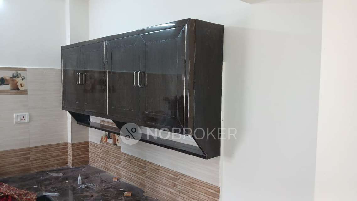 2 BHK Flat In Tnhb Mig Flat, Sholinganallur for Rent  In Sholinganallur