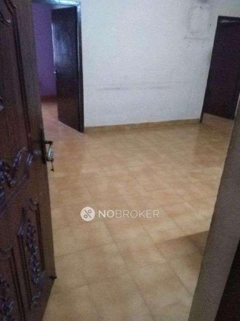 2 BHK Flat In Annai Arul Apartment For Sale  In Sannadhi Street