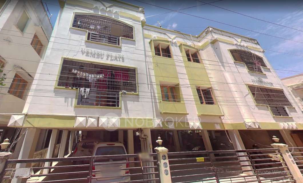 Shared Room for Male In 3 BHK  In Perambakkam