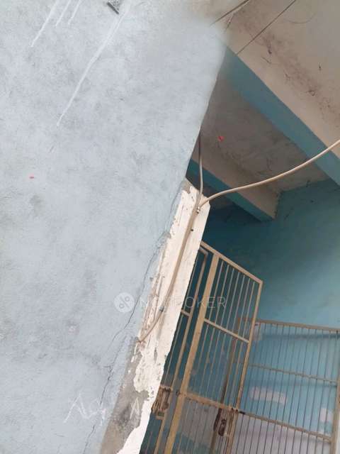 1 RK House for Rent  In Sector 128