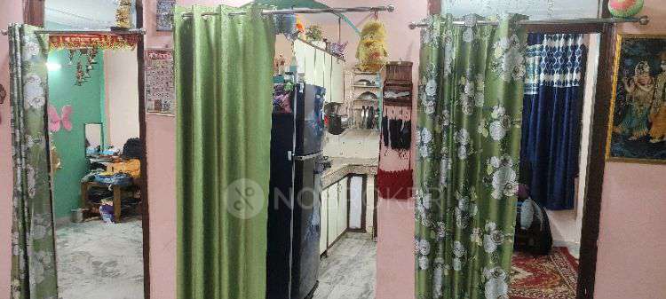 3 BHK Flat In Guru Kripa Niwas  For Sale  In Kotla Mubarakpur, South Extension Part 1