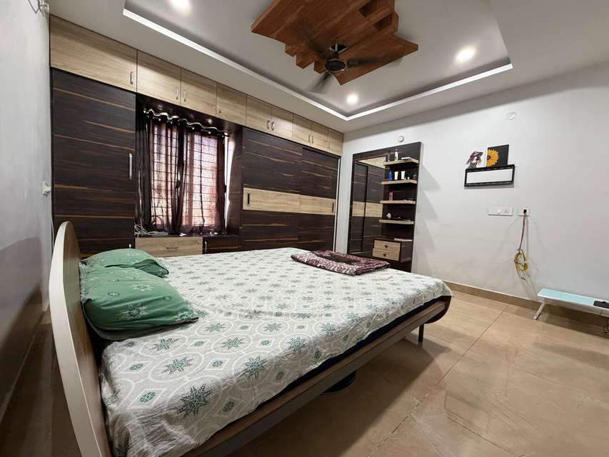Single Room for Male In 4 BHK  In Sai Tharun Enclave