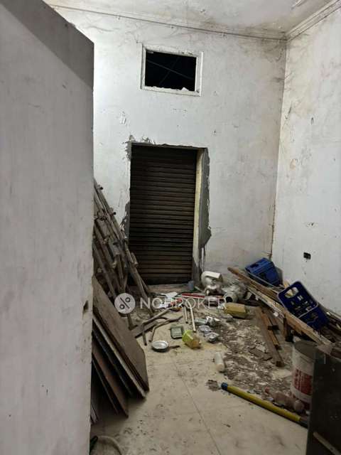 Shop in Sangam Vihar, Delhi for sale 