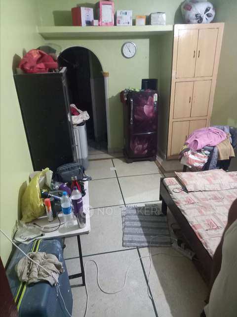 1 RK Flat for Rent  In Gamma 2 