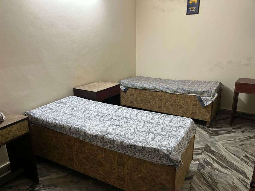 PG for Girls in Laxmi Nagar