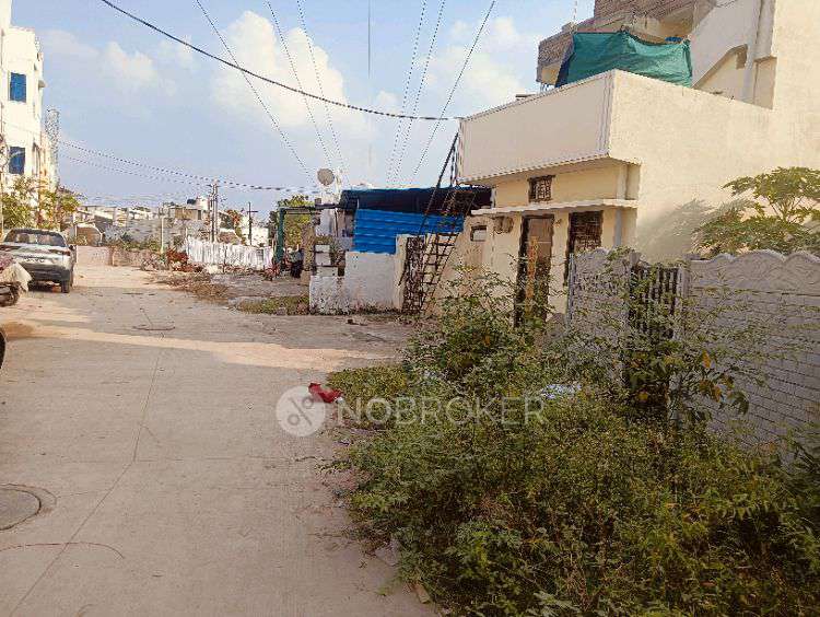 Plot For Sale  In Peeramcheru