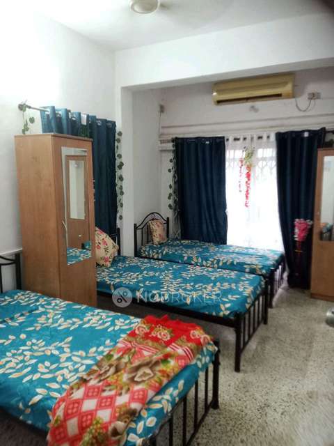 PG for Girls in Deep Bunglow Chowk