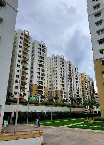 2 BHK Flat In Aparna Hillpark Lake Breeze, Chanda Nagar For Sale  In Chanda Nagar