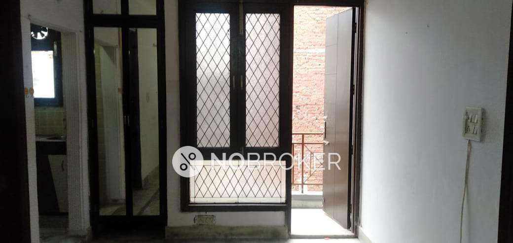 1 BHK Flat For Sale  In Hari Nagar 
