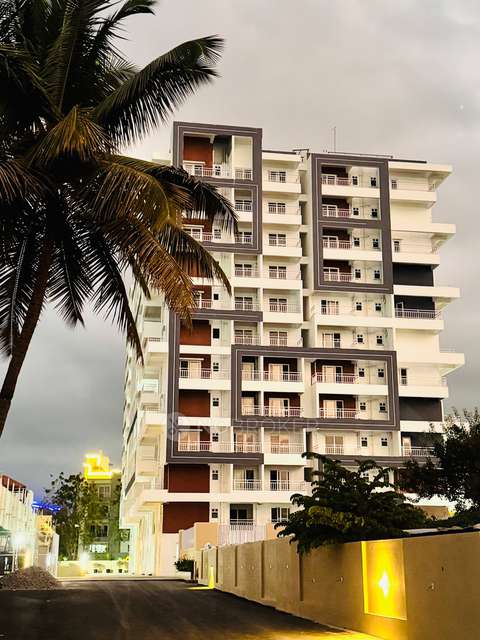 3 BHK Flat In Green Edge Casero For Sale  In Green Edge Casero