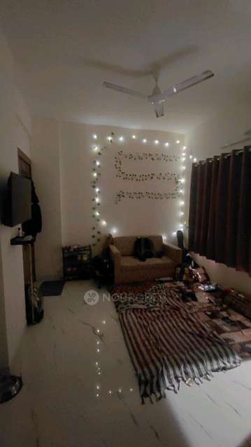 Shared Room for Female In 1 BHK  In Pimpri-chinchwad