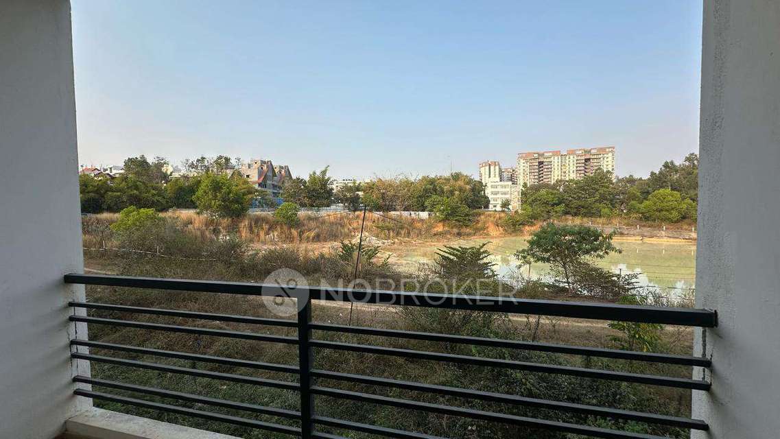 Single Room for  In 2 BHK  In Kabra Auroville In Sarjapur