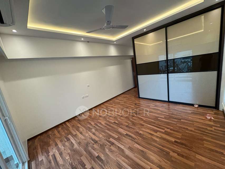 4+ BHK Flat In L for Rent  In Hebbal