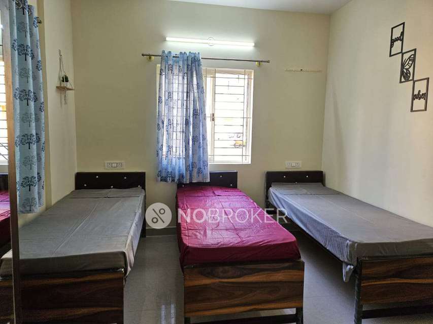 PG for Girls in Tippasandra