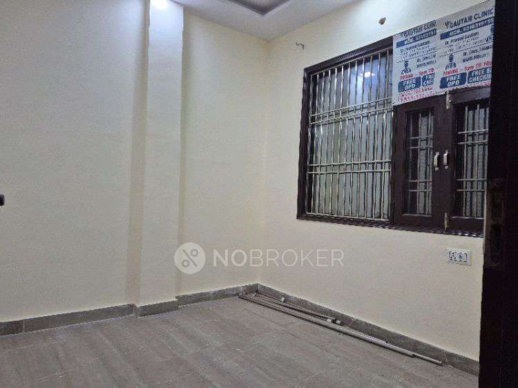 2 BHK Flat For Sale  In Pocket 10, Sector 24, Rohini