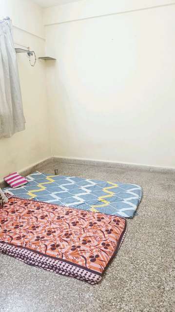 Shared Room for Female In 2 BHK  In Chintamani Housing Society Aundh In Aundh