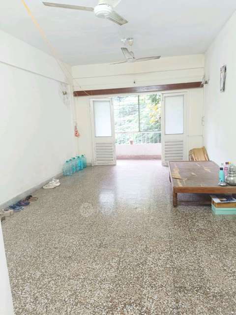 Shared Room for Female In 2 BHK  In Chintamani Housing Society Aundh In Aundh