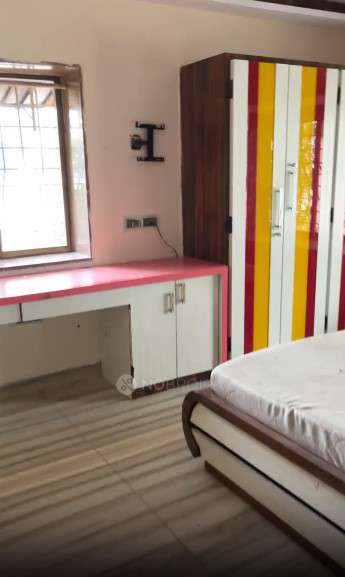Single Room for Female In 2 BHK  In Versova Gurudristi In Andheri West