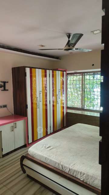 Single Room for Female In 2 BHK  In Versova Gurudristi In Andheri West