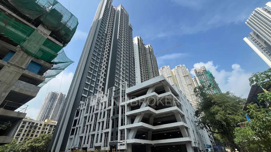 2 BHK Flat In Kalpataru Elitus For Sale  In Mulund West