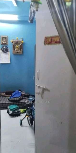 1 RK Flat For Sale In Khar West