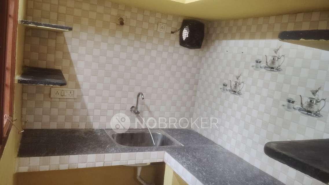 2 BHK House for Rent  In Mannivakkam 