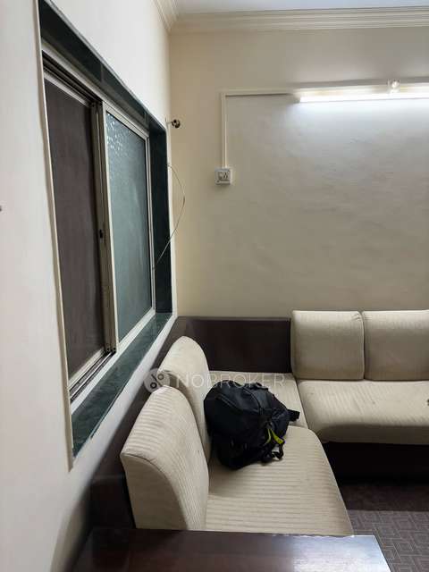 1 BHK Flat In Ujjwal Park for Rent  In Mokarwadi