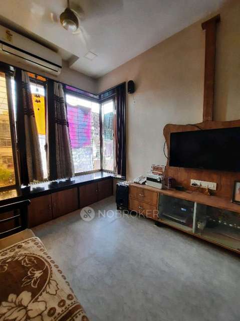 1 BHK Flat In Chandavarkar Road,geeta Mandir Co Oprative Housing Society,borivali West For Sale  In Apex Hospitals Borivali