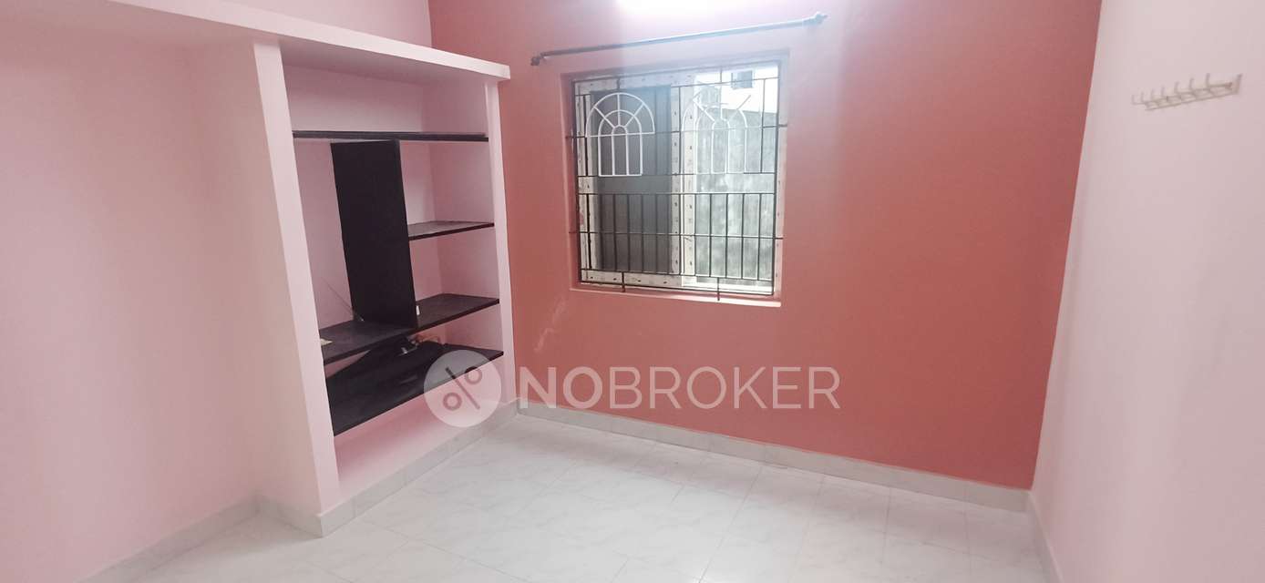 3 BHK Flat In Kannan Apartment For Sale  In Madipakkam