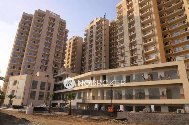 2 BHK Flat In Orchard Avenue Signature Global For Sale  In Sector 93
