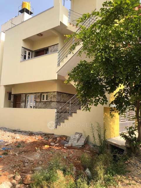 4 BHK House for Lease  In Kuduregere Colony, Thotada Guddadhalli Village