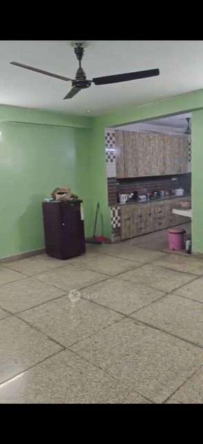Shared Room for  In 3 BHK  In Standalone In Sector 14