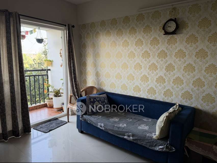 Single Room for Female In 2 BHK  In Amrutha Heights, Whitefield In Amrutha Heights