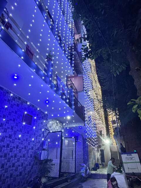 PG for Anyone in Sector 135