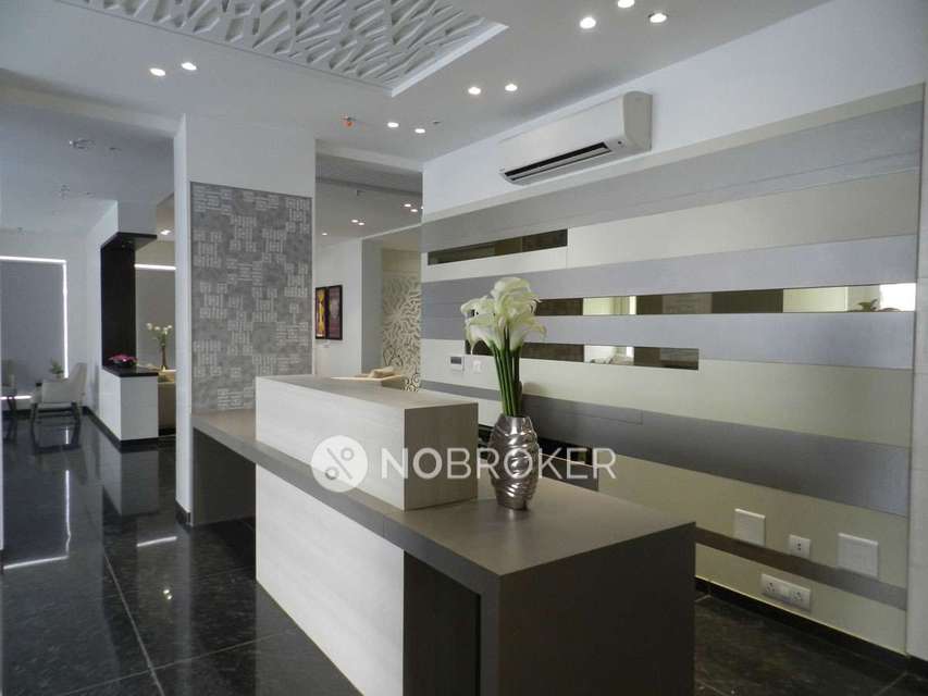 2 BHK Flat In Gulshan Vivante, Sector 137 For Sale  In Sector 137