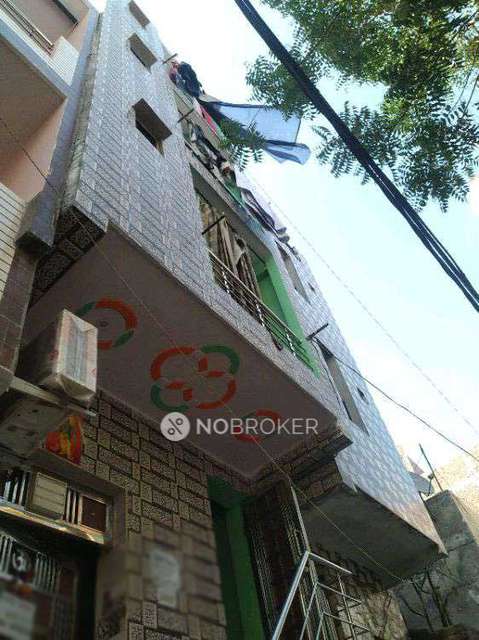 1 RK Flat for Rent  In Sector 62a
