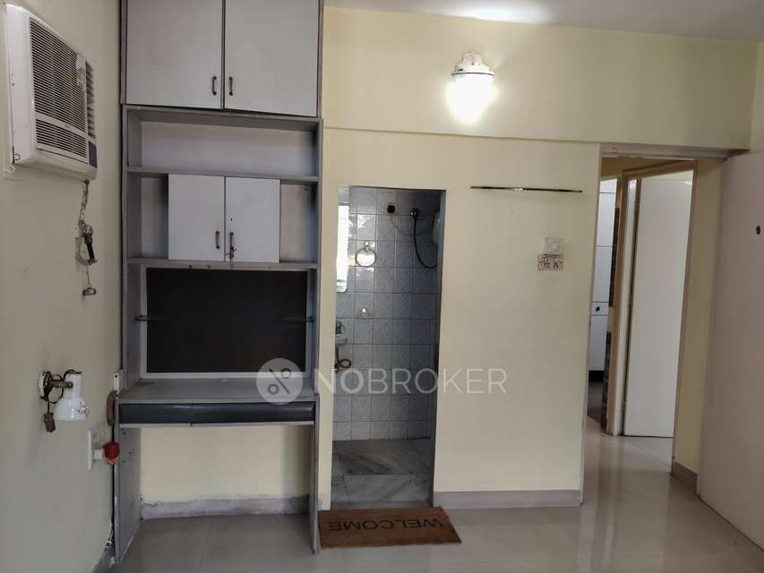 2 BHK Flat In Sainath Garden For Sale  In Mulund East