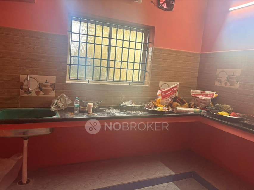 2 BHK Flat In Stand Alone  for Rent  In Porur