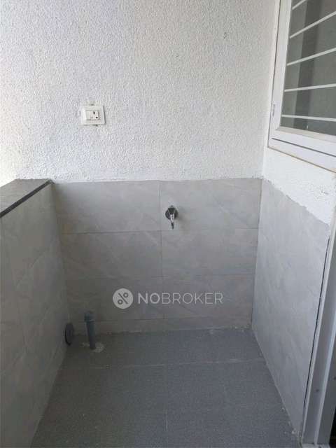 2 BHK Flat In Suvan Shades for Rent  In Shades Co-operative Housing Society, 585, Deccan Paper Mill Rd, Near Hadapsar Railway Station Road, Koregaon Park Annexe, Mundhwa, Pune, Maharashtra 411036, India