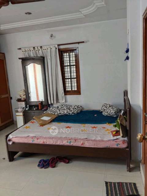 PG for Girls in Bakshi Cottage