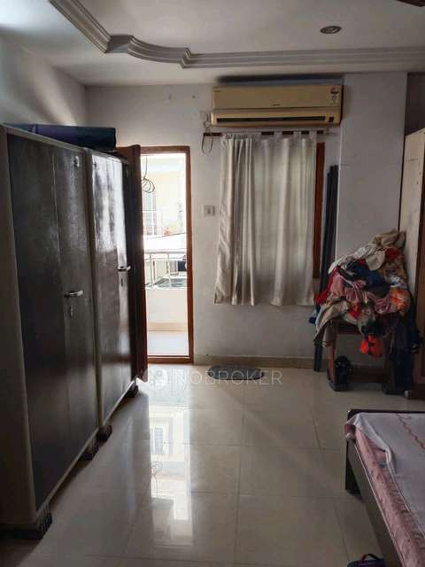 PG for Girls in Bakshi Cottage