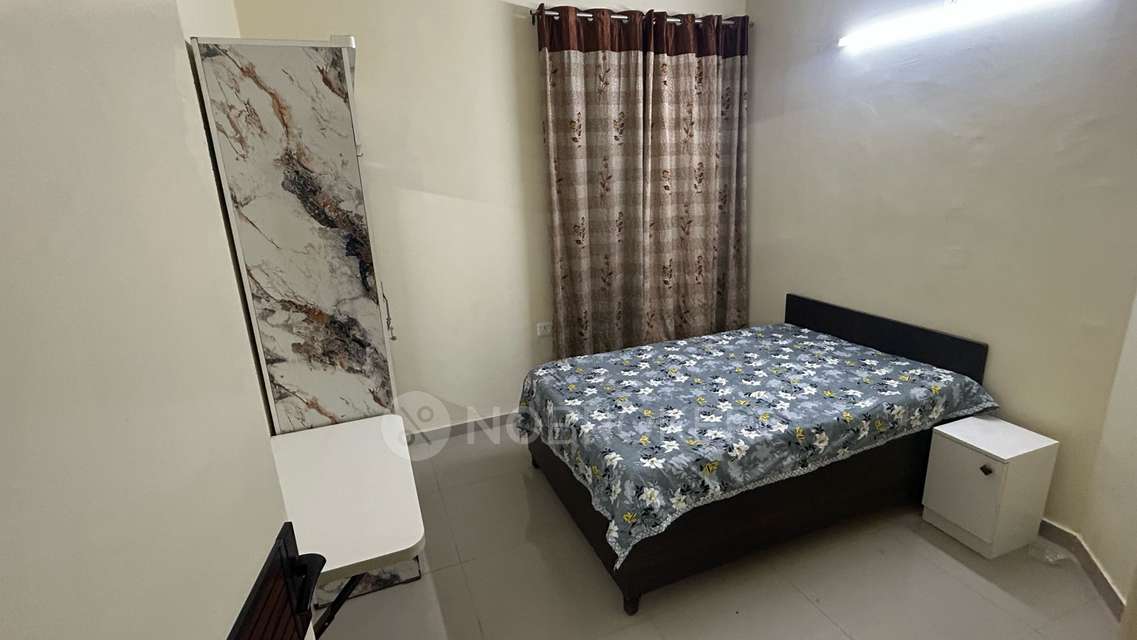 3 BHK Flat In Pyramid Altia for Rent  In Sector 70