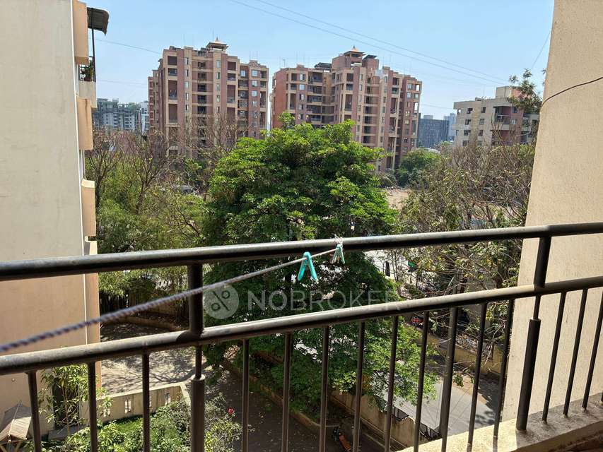 Shared Room for Male In 2 BHK  In Edenn Tower Cooperative Housing Society In Wakad