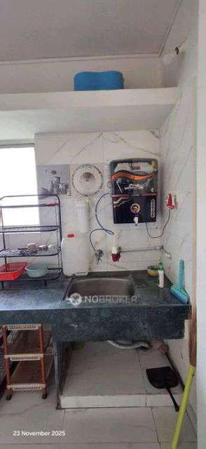 1 BHK Flat In Nisarg Park Society For Sale  In Raikar Mala Last Bus Stop