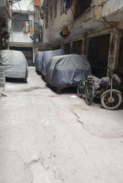 Shop in Ta-61, Main Rd, Tughlakabad Extension, Okhla, New Delhi, Delhi 110019ta-61, Main Rd, Tughlakabad Extension, Okhla, New Delhi, Delhi 110019, Delhi for Rent 